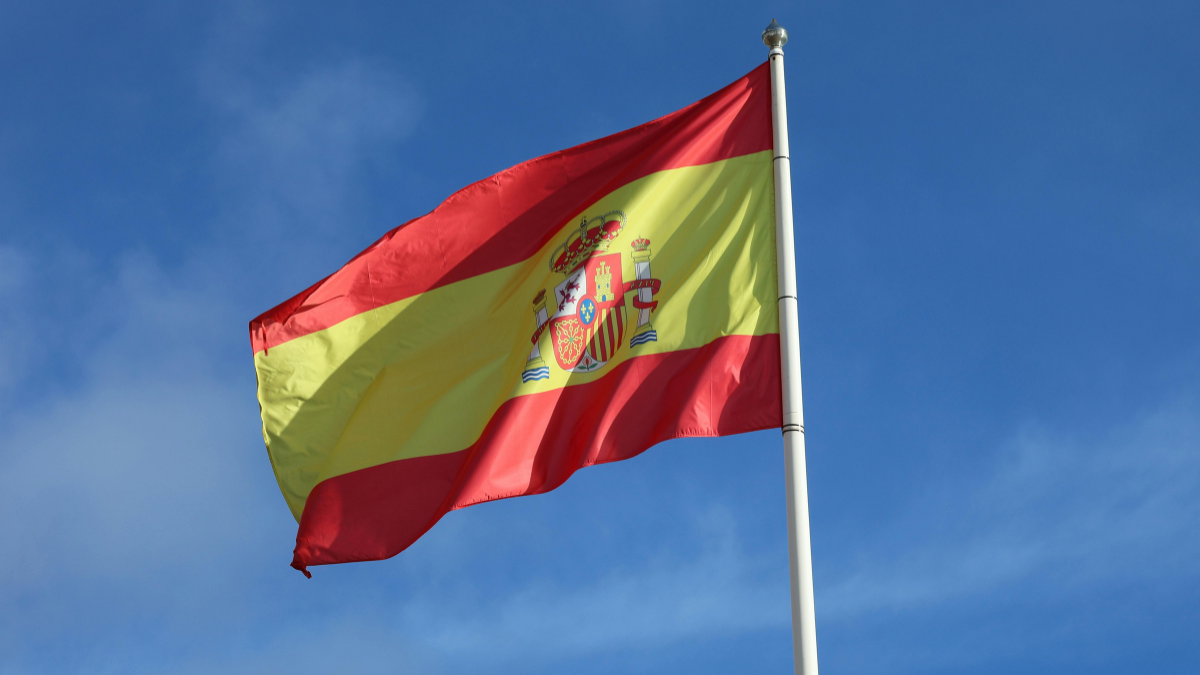 Driving in Spain: License, Rules & Buying a Car